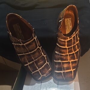 Elegant Brown Crocodile Pattern Oxfords